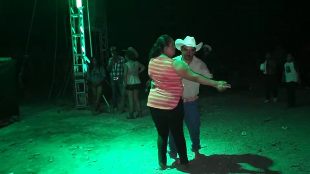 Mis XV. Marisol Duque Rosas смотреть онлайн