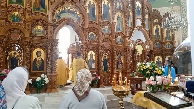 Всех святых, от века Богу угодивших. Святителя Луки, архиеп.Симферопольского. Божественная Литургия смотреть онлайн