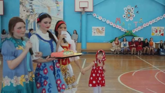 "А Ну Ка Девушки" И 8 Марта Глазами Technolifer смотреть онлайн