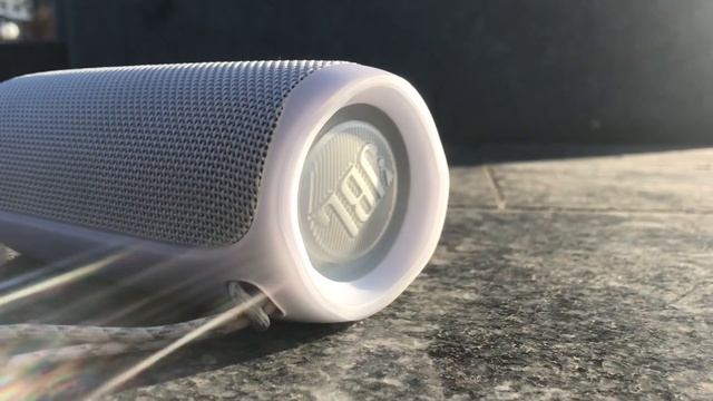 Jbl flip 5 cs bass test low frequency смотреть онлайн