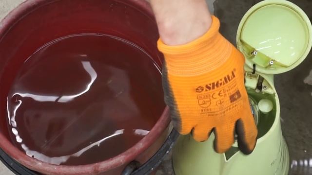 КАК ИДЕАЛЬНО РЕЗАТЬ БУТЫЛКИ И ЗАЧЕМ смотреть онлайн