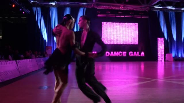 Kirill Belorukov - Valeria Aidaeva | Debut 2022 | Samba I The Dance Gala | WDC Professional Latin смотреть онлайн