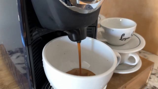Lavazza BLUE Classy Mini Single Serve Espresso Coffee Machine Review смотреть онлайн
