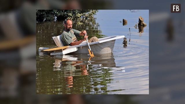 Мужчина взял старую ванну и закопал ее в саду. смотреть онлайн