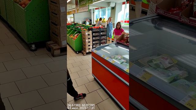 продают тухлую курицу в монетке посёлок Бобровский улица 1 мая 9, Свердловской области смотреть онлайн