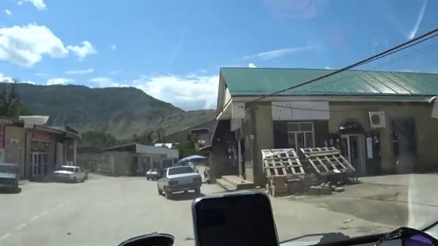 В Гуниб и ГЭС из Каспийска. Дагестан на Машине с Детьми в Горах смотреть онлайн