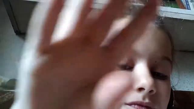 Бабушка заставляет делать уроки!!!!!!!!!¡!!!!!!!!!!Ужас....Ek смотреть онлайн