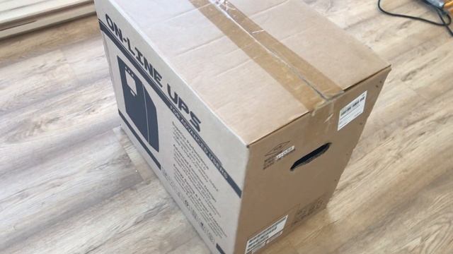 Powercom Macan MAC-3000 смотреть онлайн