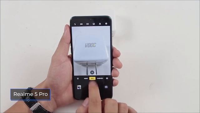 Realme 6 vs Realme 5 Pro. Старый или новый. Кому отдать предпочтение? смотреть онлайн