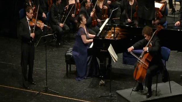 Triplo concerto di Beethoven 3-3-2013 смотреть онлайн