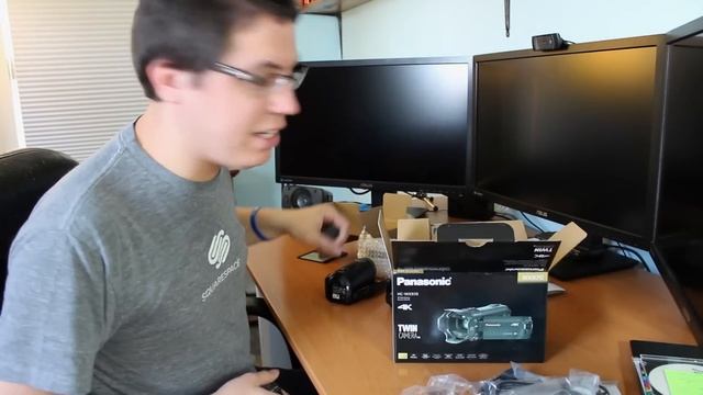 Unboxing: Panasonic HC-WX970 4K Camcorder with Twin Cameras смотреть онлайн
