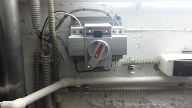 Технический подвал. PowerWare 9120, аккумуляторы, балансиры, Champion 7700GG, Размах 6000 смотреть онлайн