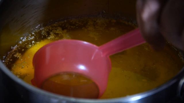 Как топить масло? Делаем топленое масло — самый важный полуфабрикат для плова. Откидной плов, гхи. смотреть онлайн