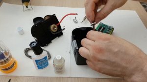 Переделка аккумулятора шуруповерта  12 вольт на литиевый /литий ионный /