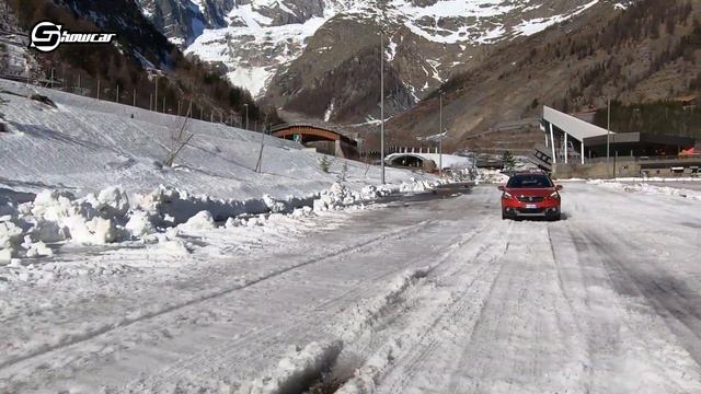 4x4 o GRIP CONTROL by PEUGEOT? A COURMAYEUR per testare il nuovo dispositivo смотреть онлайн