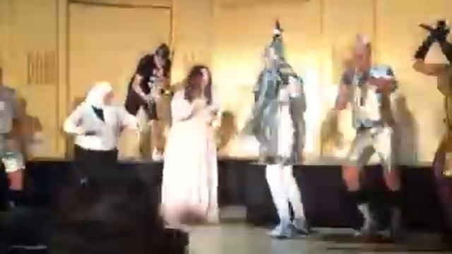 Melissa McCarthy and Verka Serduchka dance off (Верка Сердючка) смотреть онлайн