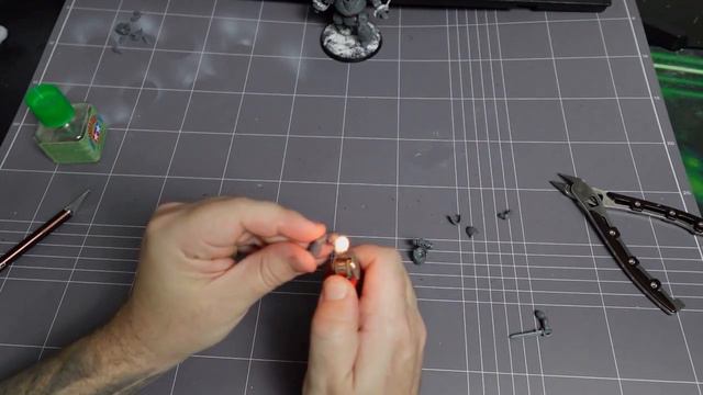 Upgrading an Age of Darkness Contemptor Dreadnought (World Eaters) смотреть онлайн