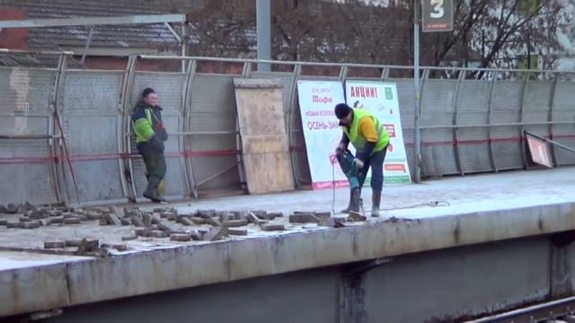 Реконструкция 2 пути и 3 платформы на станций Реутово смотреть онлайн