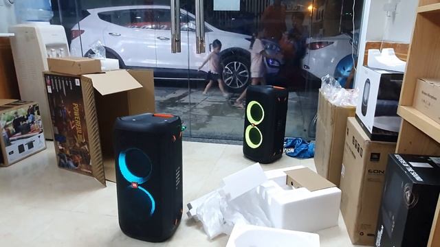 Khách hàng test trực tiếp loa Karaoke Jbl Partybox 100 смотреть онлайн