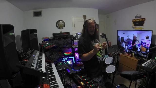 Hello It's Me ~ Todd Rundgren ~ Vocal Cover by Mark Rockledge смотреть онлайн