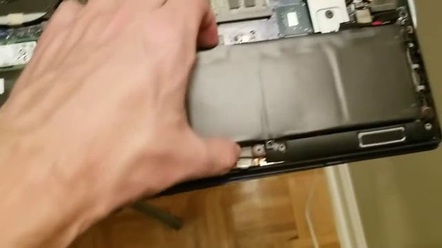 US Notes. Part 155: Пришла новая батарея и ноутбук цел и здоров! Dell XPS 15 9550. 27/11/2017 смотреть онлайн