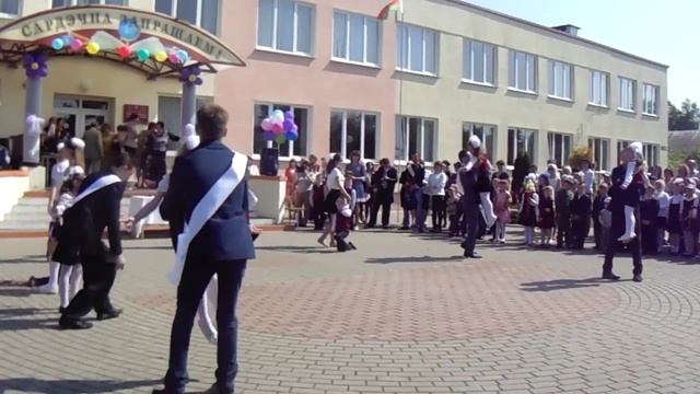 Погородненская СШ, Выпуск 2015,(вальс 11 и 1 класс ) !!! смотреть онлайн
