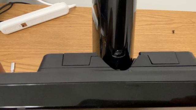 How to Remove The Stand Off an LG Flatron LCD Monitor смотреть онлайн