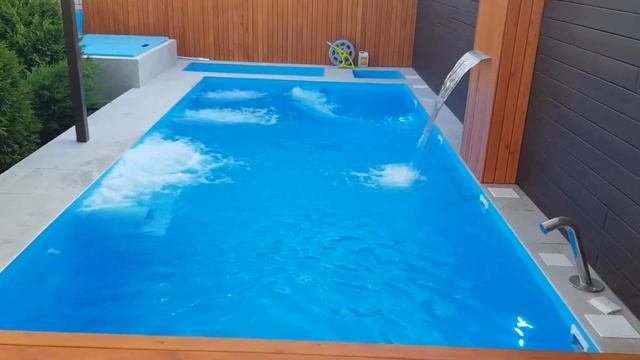 Работа аттракционов бассейна смотреть онлайн