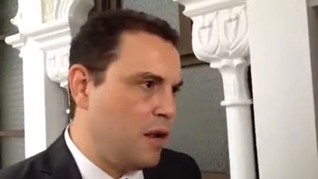 Exministro de la Presidencia, Carlos Ricardo Benavides смотреть онлайн