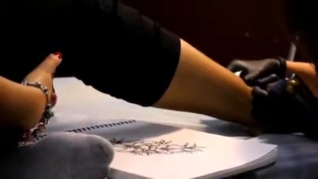 Цветы в стиле графика смотреть онлайн