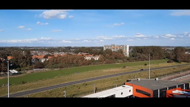 The Beauty of Hoek Van, Holland Port смотреть онлайн