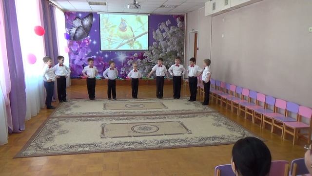 Вход на 8 Марта - подготовительная группа смотреть онлайн