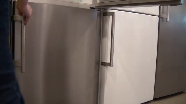 Video LIEBHERR koelkast rvs CPesf3413-21 | De Schouw Witgoed смотреть онлайн