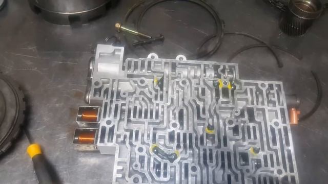 Caja de valbulas localisacion de balines 4l60-e de chevrolet 1992 a 2008 смотреть онлайн