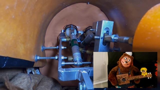 What's REALLY going on inside an animatronic? HOW does it work? Halloween Special! смотреть онлайн