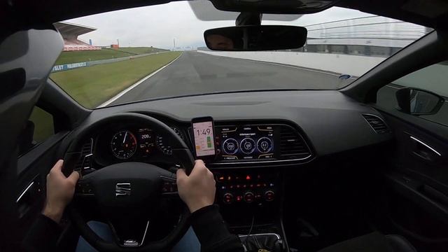 LEON CUPRA 300 // Autodrom MOST // Track day // 23.11.2019 смотреть онлайн