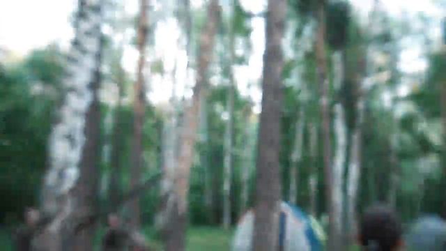 Пилят дерево (sawing tree) смотреть онлайн