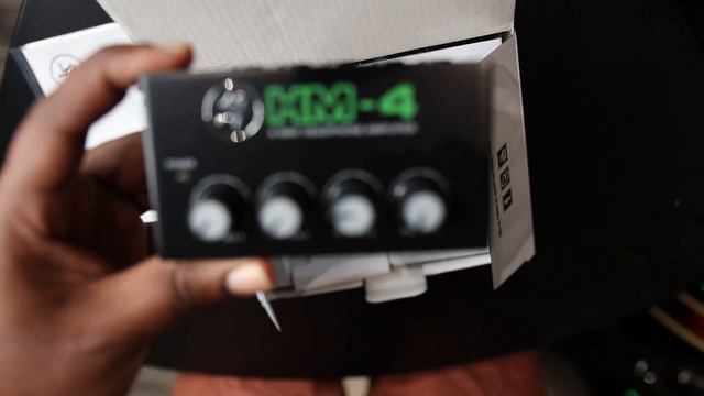 Mackie HM-4 Headphone Amplifier Review