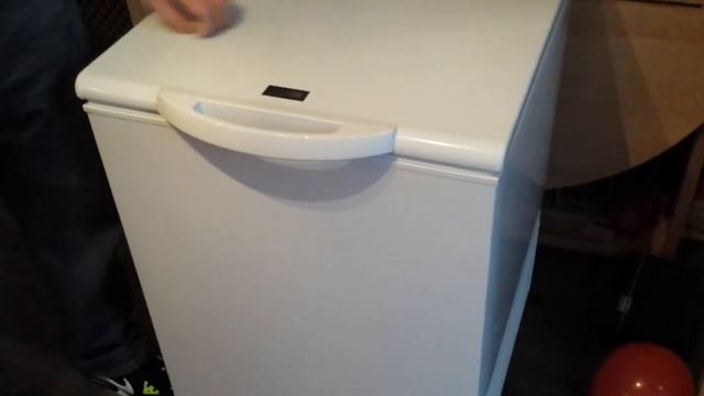 Zanussi ZFC620WAP Freestanding Chest Freezer смотреть онлайн