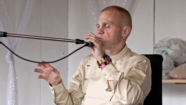 Адхокшаджи Прабху - лекция на воскресной программе смотреть онлайн