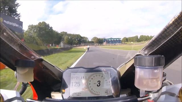 Ducati V4R Vs Honda CBR1000RR-R SP Brands Hatch GP Circuit Trackday