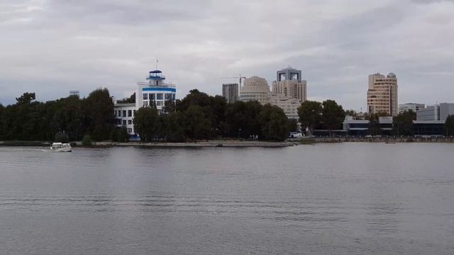 Катеры на реке Исеть/Speedboats On Iset River