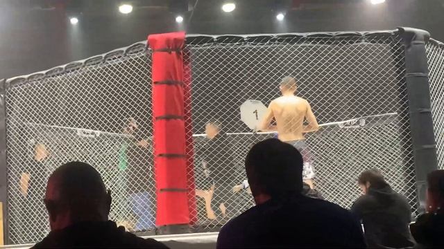 Эльдар VS Магомед Махамаев смотреть онлайн