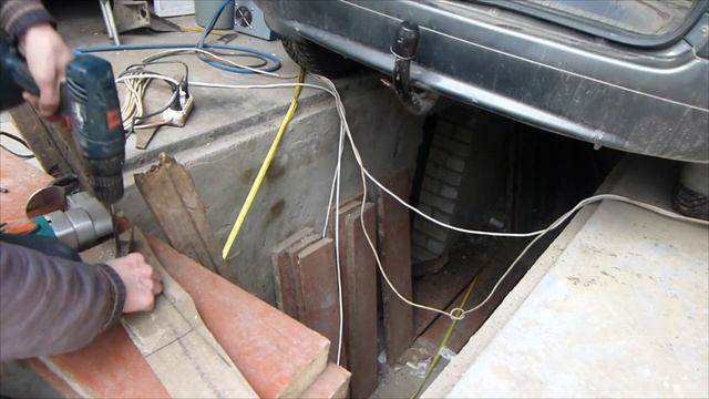 Рено Сценик 1997 ремонт порогов и днища часть 2 смотреть онлайн