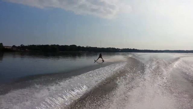 Фима впервые встал на водные лыжи ! 09 Июня 2013