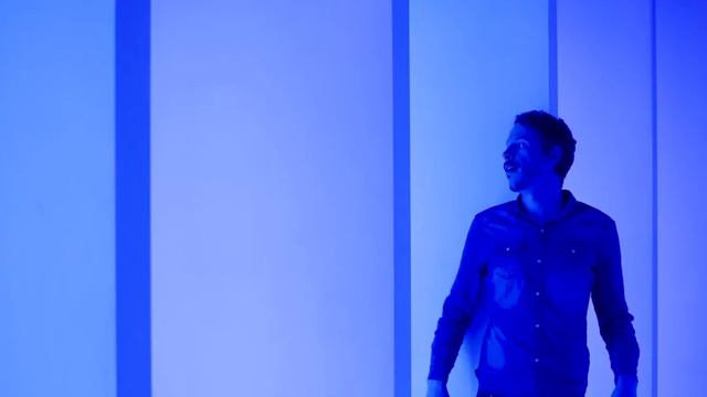 ΞXILIT - Panic Waves (OFFICIAL MUSIC VIDEO) смотреть онлайн