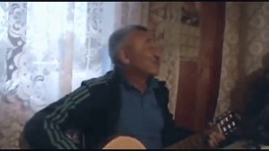 Поёт лучше Мясникова. Как хорошо быть мужиком!!!