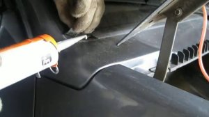 Протекает вода в салон во время дождя, со стороны пассажира ваз 2109