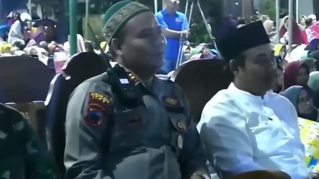 SAAT RUH KELUAR DARI TUBUH - PENGAJIAN LUCU KH ANWAR ZAHID TERBARU смотреть онлайн