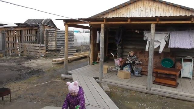 Отдать обратно в Д/Д?/Пересадили смородину/Тишка и Тошка в бане/Приветы 30,04,2018 смотреть онлайн